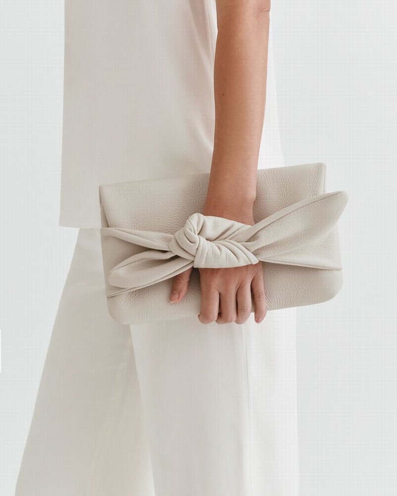 Bolso de Mano Cuyana Bow Mujer Blancas | ZRS9520YU