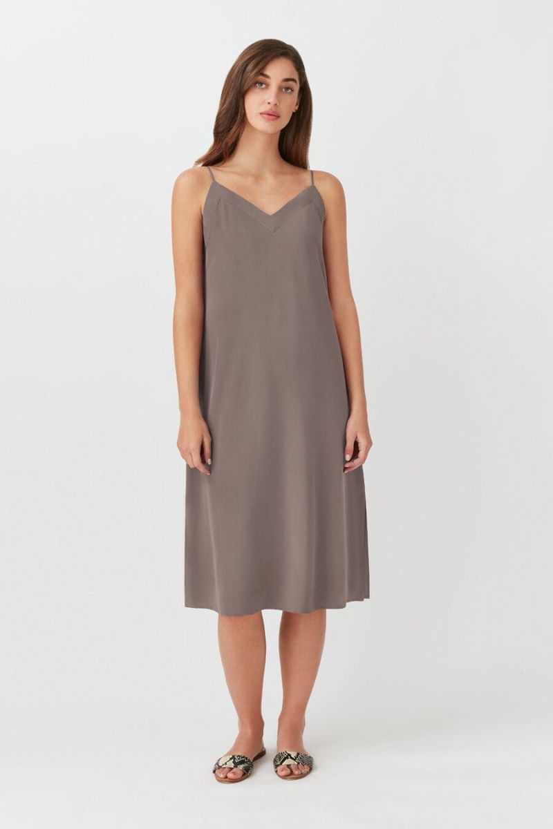 Vestido Cuyana Silk Slip Mujer Marrones Claro | XNU3855SH