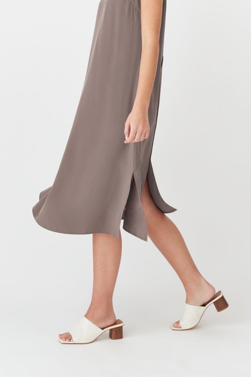 Vestido Cuyana Silk Slip Mujer Marrones Claro | XNU3855SH